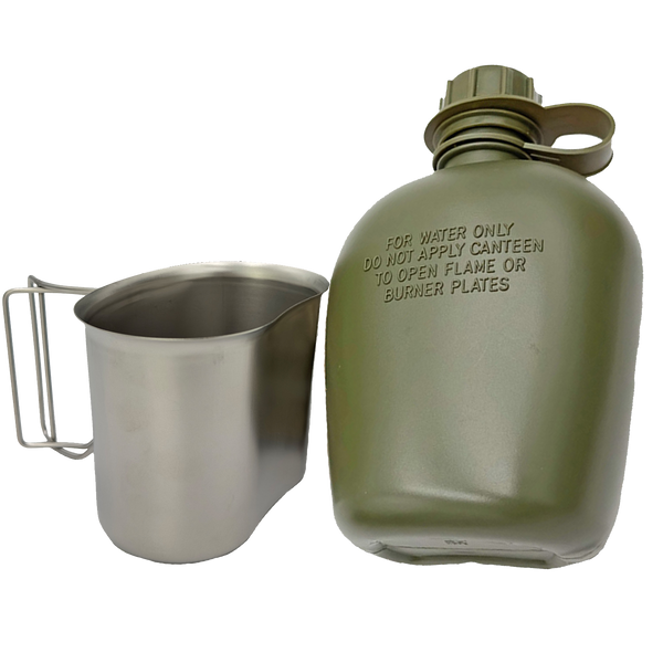 Комплект 3 в 1 (фляга пластикова, кухоль нержавіючий, чохол) MELGO MG_3pcs_FLG_POLY_OLIVE фото